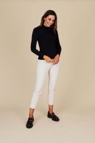 Zwarte pull met fantasie aan hals Marc Cain