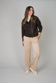 Bruine vest D.Exterior