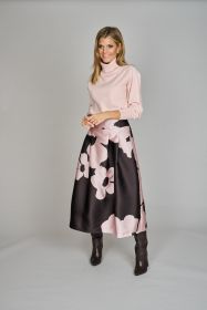 Roze rolkraagpull met knopen op de mouw Senso