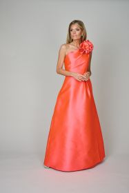 Dit wordt op maat gemaakt in de gewenste kleur, maat of afwerking zoals u het wil