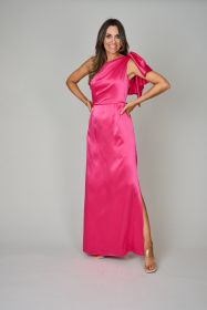 Dit wordt op maat gemaakt in de gewenste kleur, maat of afwerking zoals u het wil