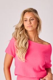 Fuchsia korte pull met boothals Lalotti