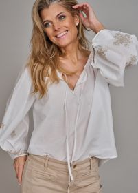 Witte bloes met beige fantasie aan de mouwen Spoon