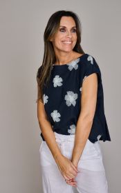 Marine bloes met witte bloemenbroderie Rosso 35