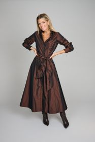 Bruin hemdkleed in tafta Rosso 35