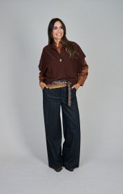 Blauwe broek met bruine streep Caroline Biss